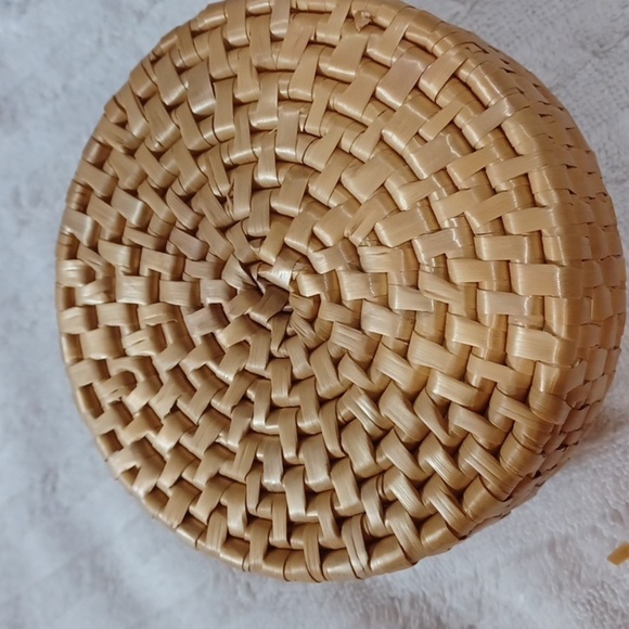 Shell  Vintage Decorated  Wicker  Coaster Set Of 6 - Picture 8 of 9